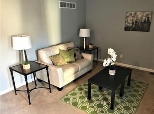 2903 NE 59th Pl, Gladstone, MO 64119