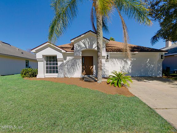3rd image of 12947 WINTHROP COVE Drive