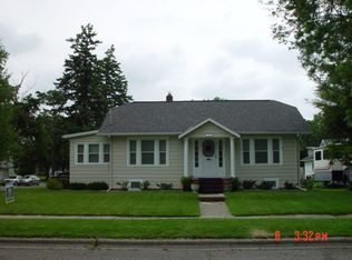 732 Elmwood Ave, Jackson, MI 49203