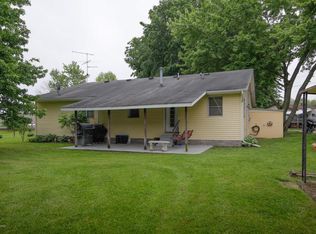2514 Herlan Lake Rd, Hopkins, MI 49328