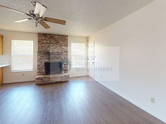 2nd image of 1508 De Ve Ave