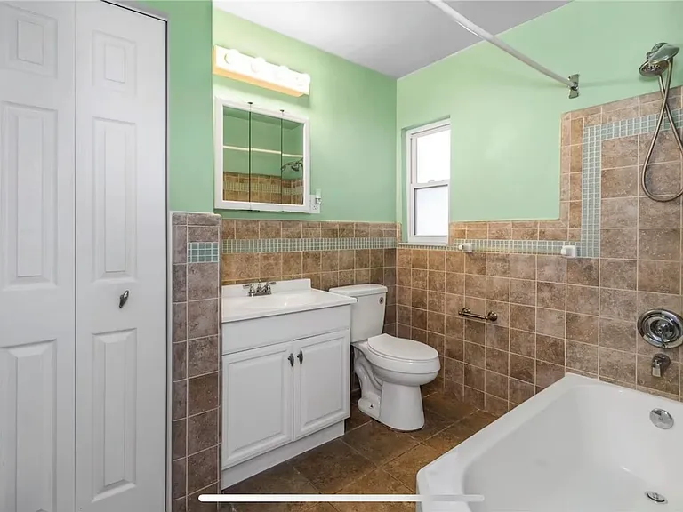 1220 Bermuda St — Photo 23