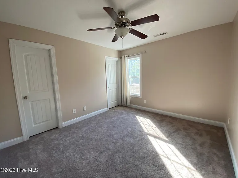 127 W Murrow Ln — Photo 8