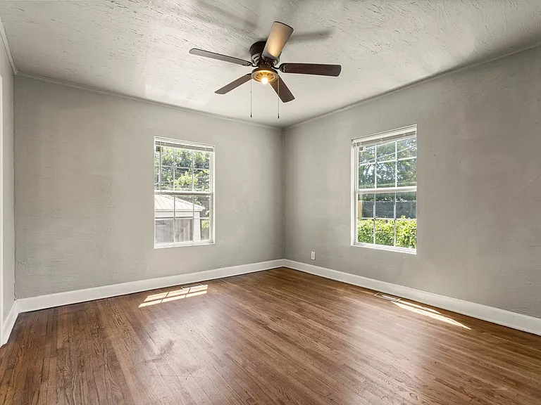 2415 N Boston Ave — Photo 32