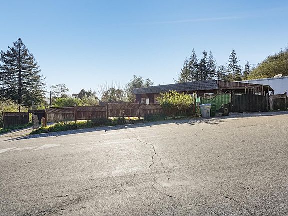 2nd image of 21446 Madrone Dr