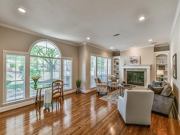 5th image of 13702 Gainesway Dr