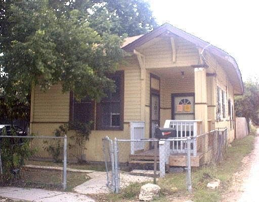 1st image of 1811 N CALAVERAS ST