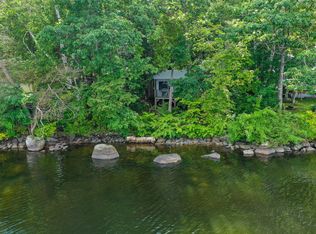 53 Douglas Dr, Newport, ME 04953