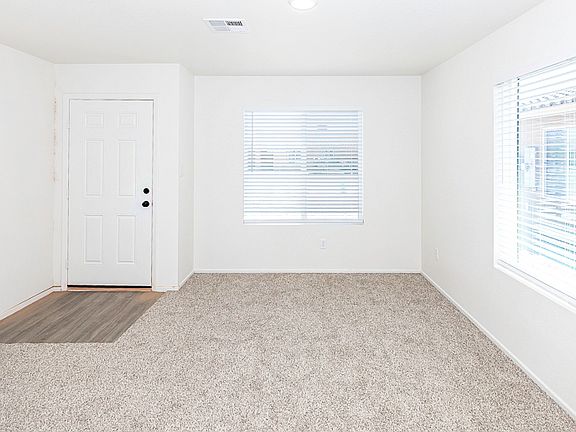 3rd image of 4510 S Sunflower Dr