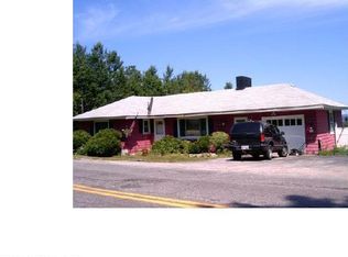 423 Mount Auburn Ave, Auburn, ME 04210
