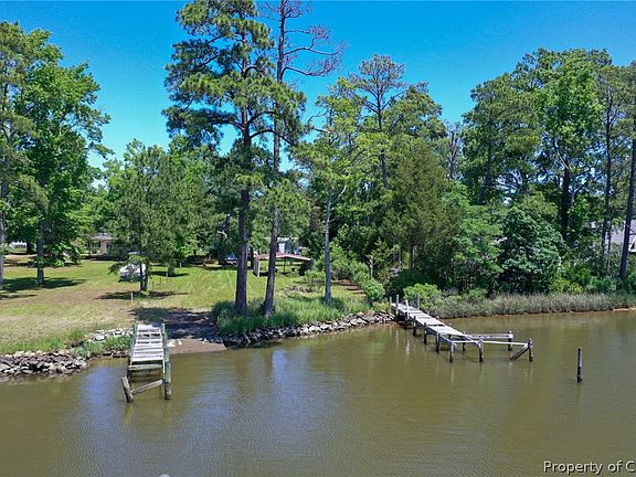 2nd image of 39 Lakeside Dr #185