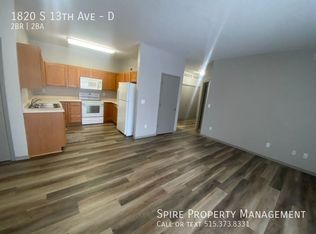 1820 S 13th Ave E #D, Newton, IA 50208