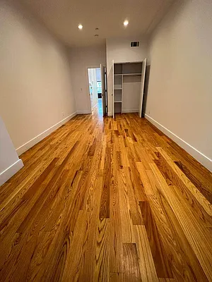 Rented by Oxford Property Group | media 18