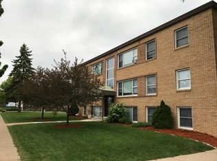 1621 7th St W APT 1, Saint Paul, MN 55102