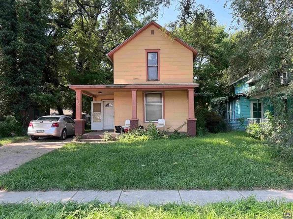 219 NE Paramore St, Topeka, KS 66608