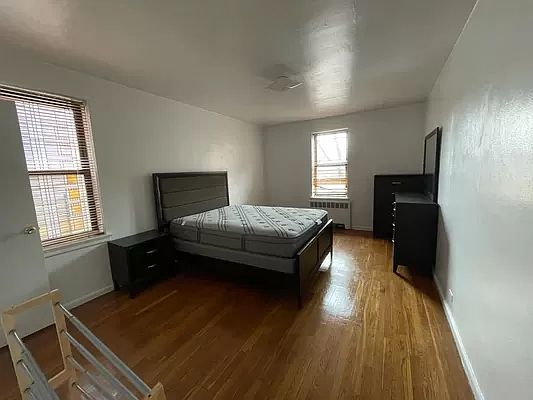 4th image of 98 Park Ter E APT 1B