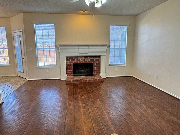 5th image of 7104 Chandler Dr
