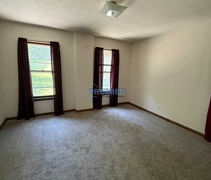 1006 Walnut St #2 — Photo 8