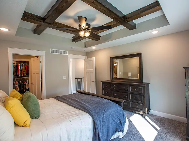 4804 Plumthicket Dr — Photo 34
