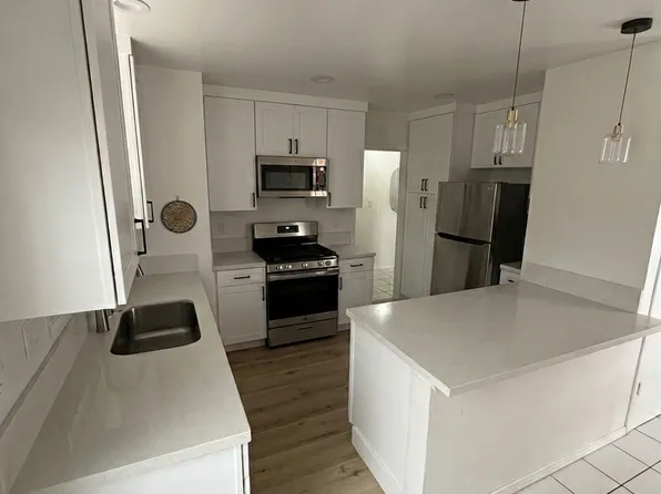 4750 W 162nd St, Lawndale, CA 90260