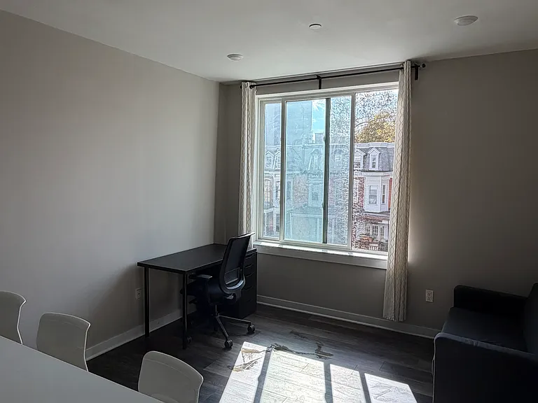 4217 Chestnut St #301 — Photo 3