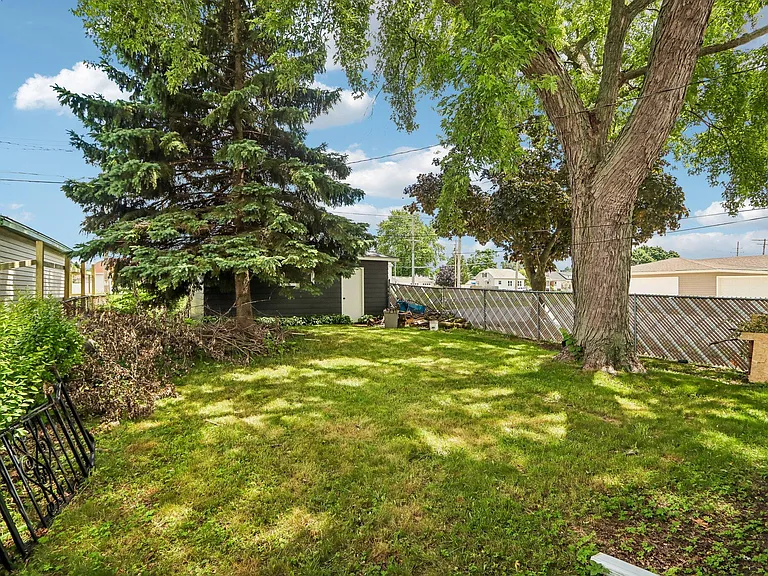 2223 Grove Ave — Photo 30