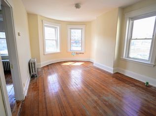 1381 Commonwealth Ave APT 1, Allston, MA 02134