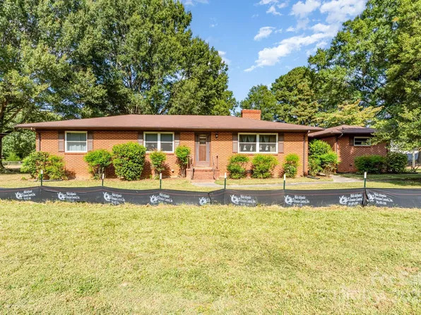 3549 Old Monroe Rd, Matthews, NC 28104
