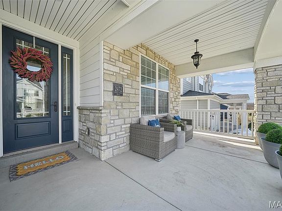 3rd image of 2472 Grover Ridge Dr