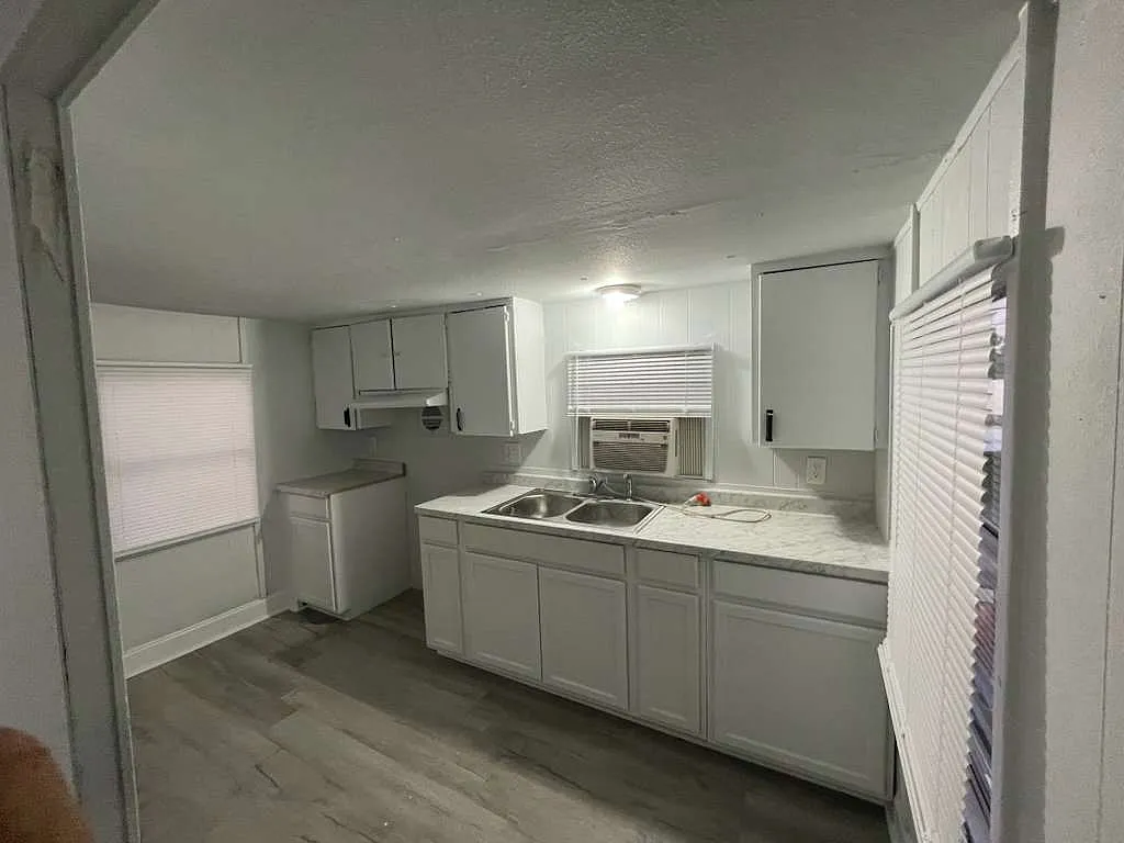 2 bed, 850 sqft, $1,017 — Photo 2