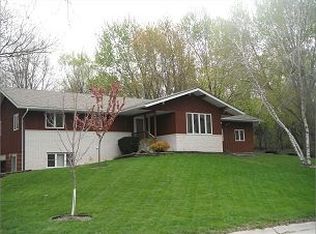808 2nd Ave SW, West Bend, IA 50597