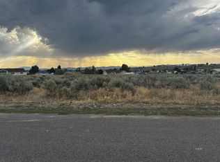 883 Bronco Dr, Spring Creek, NV 89815
