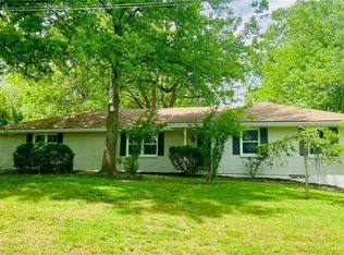 8120 E 74th St, Kansas City, MO 64133