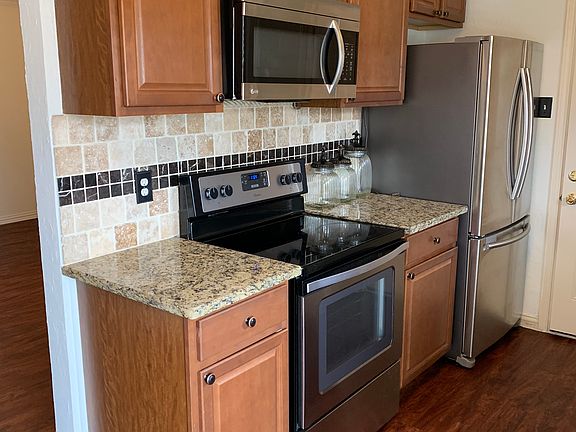 4th image of 2627 Whippoorwill Dr