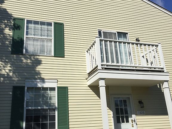 3rd image of 1426 Harbor Dr