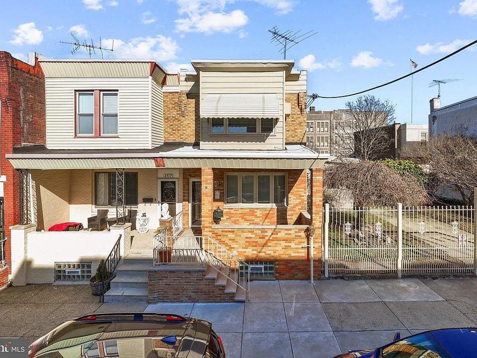 1st image of 2519 E Monmouth St