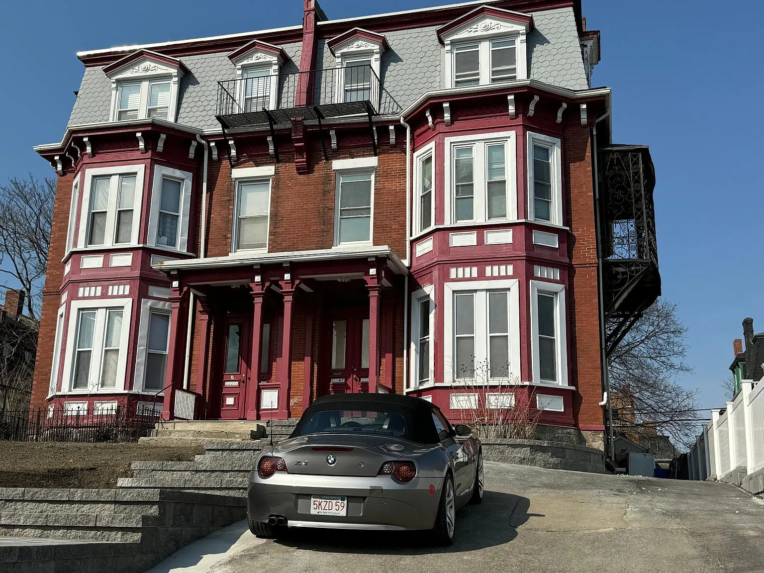 4 Montrose St — Photo 2