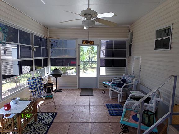 3rd image of 1219 Thomas Dr #264