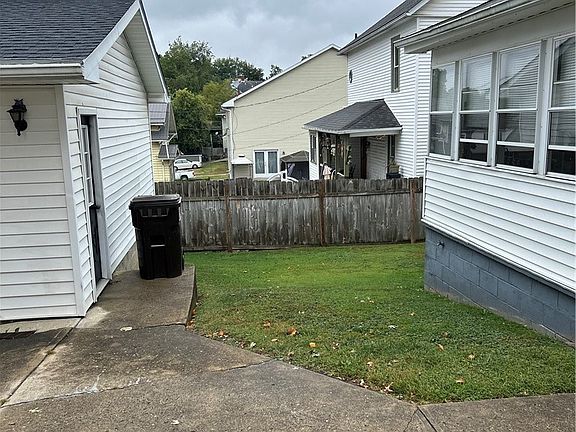 5th image of 317 N 9th St