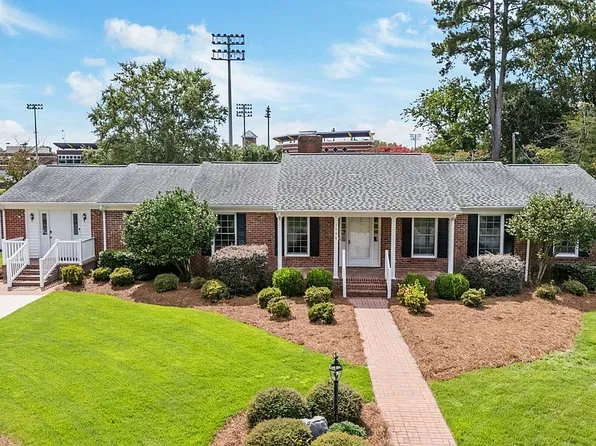 1706 Rosewood Dr, Greenville, NC 27858
