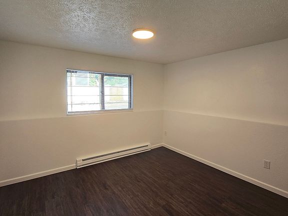 3rd image of 2028 W Broadway Ave #3