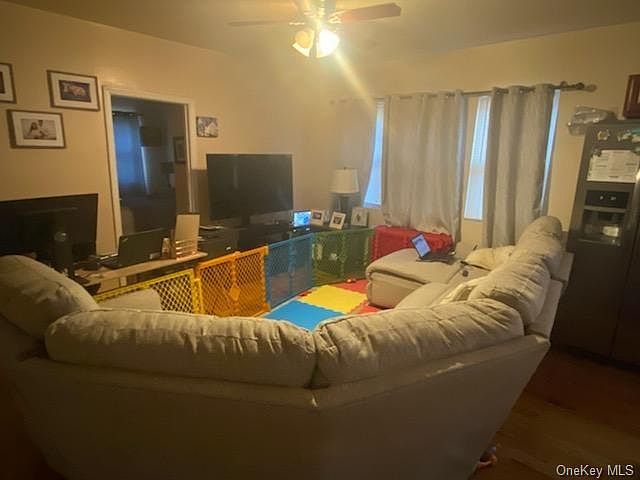 1st image of 4531 Mundy Ln #2