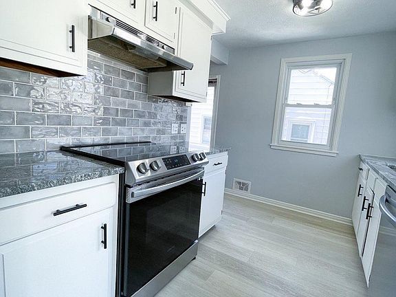 4th image of 502 Falstaff Rd