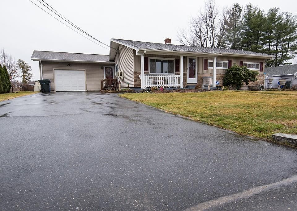 362 Stapleton Rd, Springfield, MA 01109 Zillow