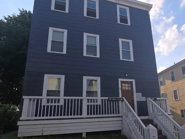 75 Gage St, Worcester, MA 01605