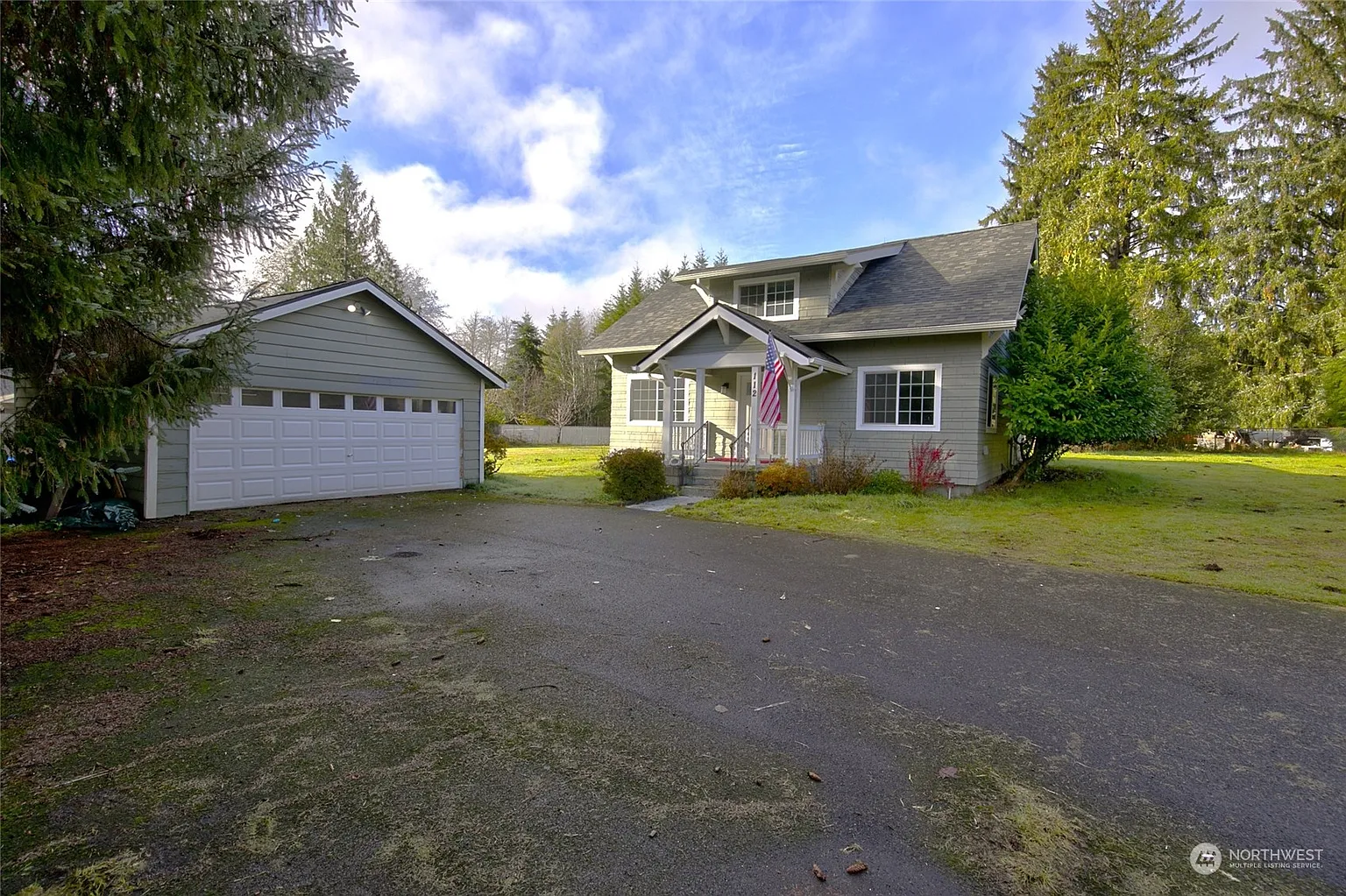 112 Leutz Road photo 1