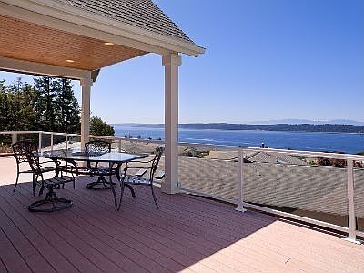3rd image of 734 Malabar Dr