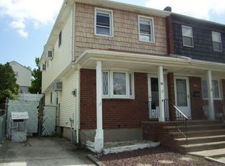 88 E Brandis Ave, Staten Island, NY 10308
