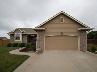12306 E Mainsgate Ct, Wichita, KS 67226