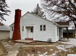 1120 S 21st St, Quincy, IL 62301